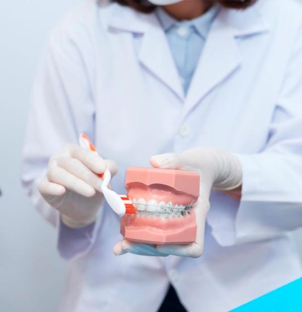 ESPECIALISTAS-EN-ORTODONCIA-CON-BRACKETS-EN-IRUN